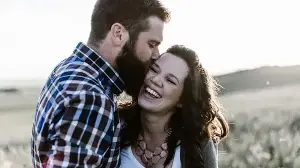 Love or emotional attachment? Therapist shares how to recognise the difference before it's too late