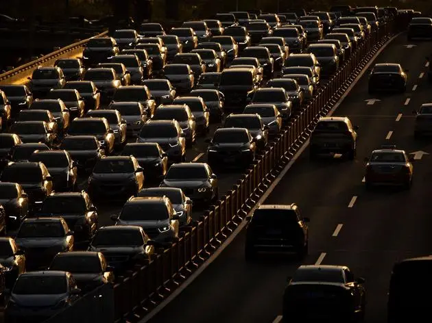 Autoverkäufe in China brechen ein - droht eine Trendwende?