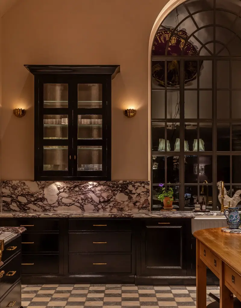 These warm scones create a soothing lightness against the warm undertones of the paint color. (Image credit: Jonathon Bond. Design: Maxwell Barlow, Barlow & Barlow)