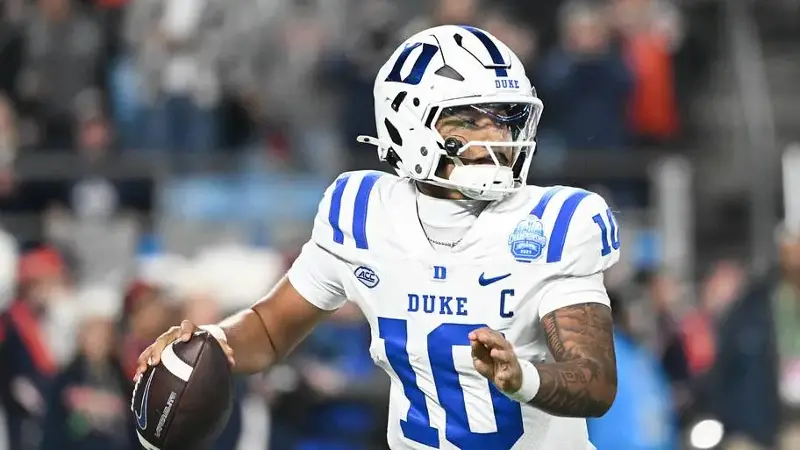 Duke Blue Devils quarterback Darian Mensah