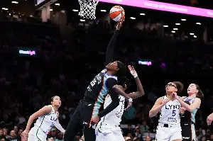Lynx’s league-best season ends with historic first-round exit