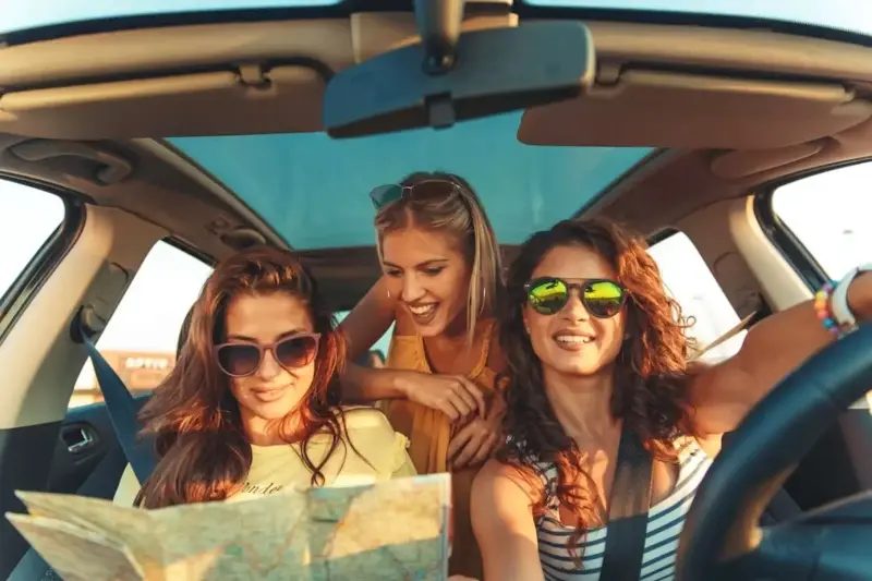 Cuando viajar con amigos sale caro: así puede el dinero romper la armonía