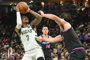 NBA: Bucks outlast Heat, win again without Giannis Antetokounmpo