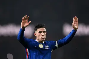 Chelsea: Enzo Fernandez early return hint as agent confirms successful 'peace' talks