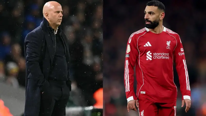 «Lo echó» - Arne Slot, al que se culpa de la salida de Mohamed Salah del Liverpool, mientras el entrenador de los Reds se enfrenta a un futuro similar al de la superestrella egipcia que acaba de marcharse