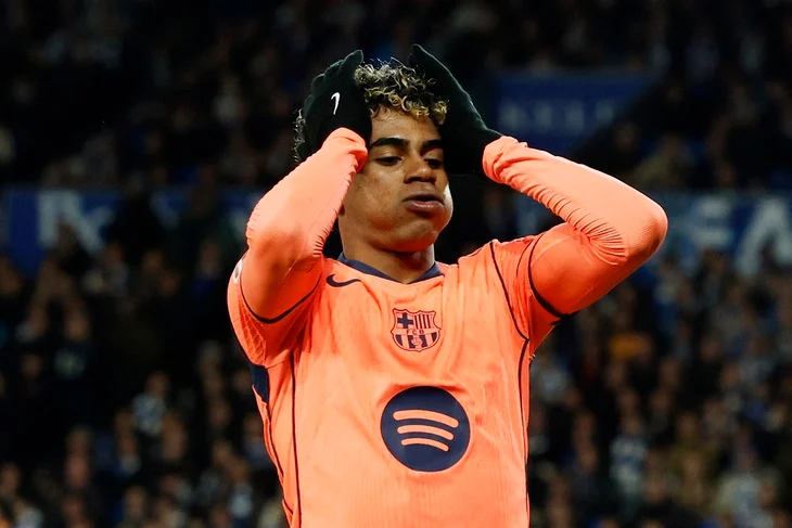 Barca và Tây Ban Nha đón cú sốc từ Yamal - Ảnh 1.