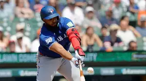 What's wrong with Vladimir Guerrero Jr.? A rare power outage has Blue Jays fans concerned