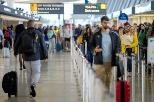 Commentary: Connecting flight? Good luck