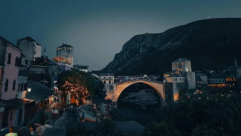 ¿Qué necesita saber antes de viajar a Bosnia y Herzegovina?