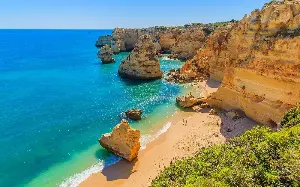 The 10 best beaches in the Algarve