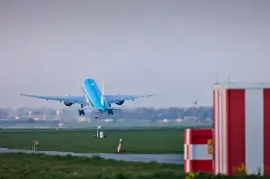 KLM weigert passagiers te vergoeden na brand door powerbank