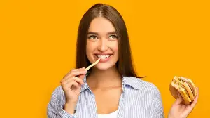 Snacking can harm your heart: 5 hidden dangers of ultra-processed foods