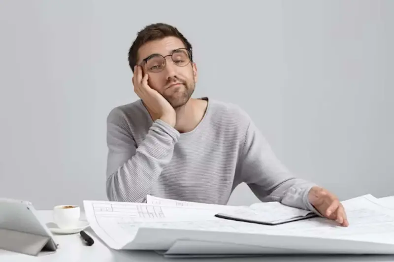 El cansancio que no se va: las causas ocultas del agotamiento moderno