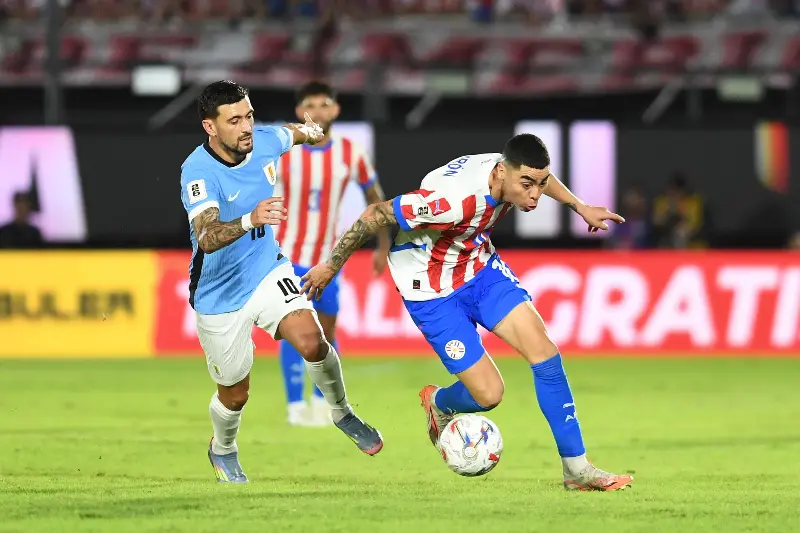 إصابة مفاجئة لنجم منتخب أوروجواي