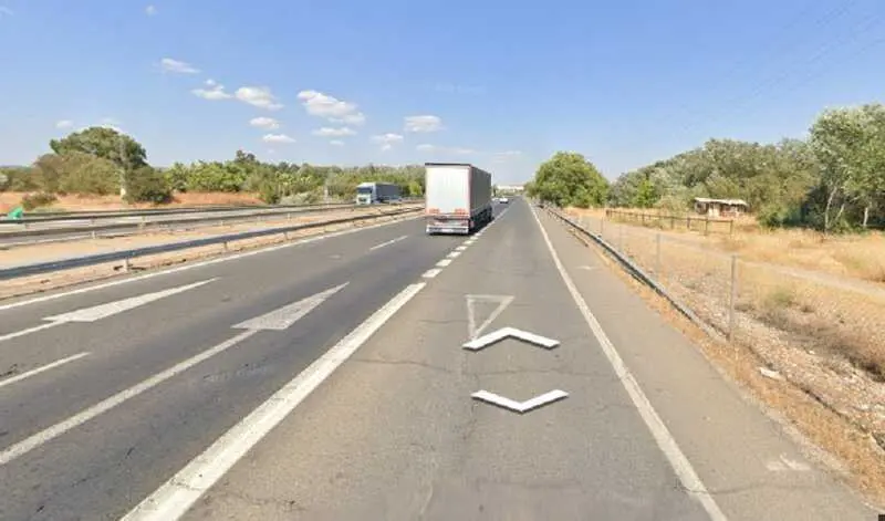 Transportes licita por 6,48 millones de euros la reparación de seis obras de drenaje en la A-4 por Carmona