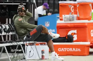 Shedeur Sanders Stands His Ground as Browns’ QB Battle Heats Up