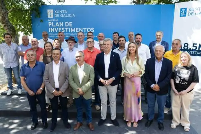Rueda avanza 1.800 nuevas plazas públicas en residencias y destaca los centros de mayores municipales que apoya la Xunta