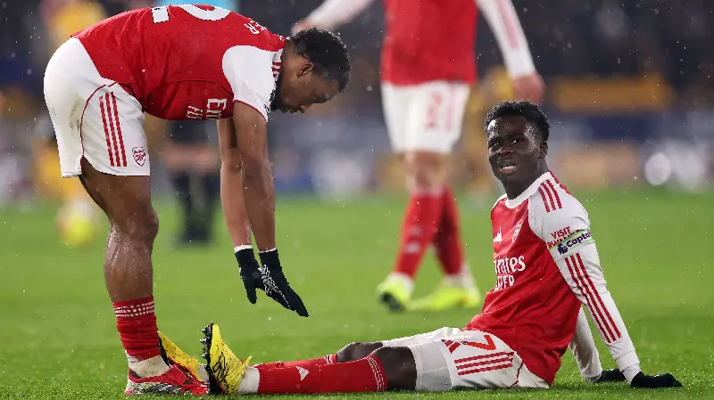 El Arsenal despide al médico del equipo tras la final de la Liga de Campeones y la conquista del título de la Premier League