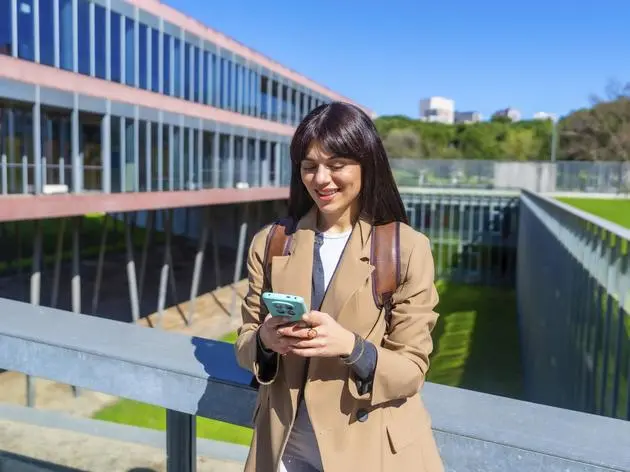 Studium ade? Warum die Gen Z auf den Uni-Abschluss pfeift und trotzdem Karriere macht