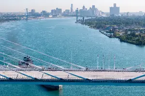Gordie Howe Bridge path opens to big crowds of bikers, hikers