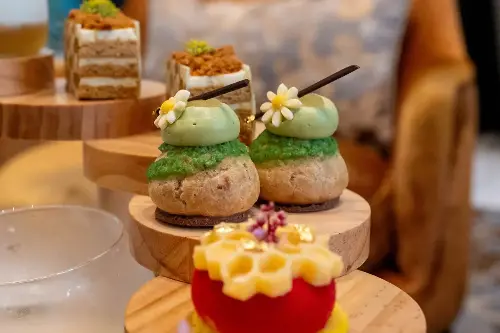 Golden Nectar Afternoon Tea Pistachio Mānuka Honey Choux Puff