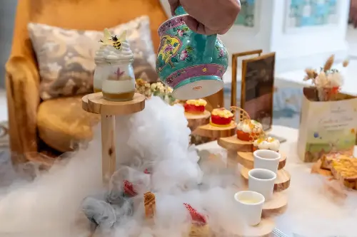 Golden Nectar Afternoon Tea Dry Ice