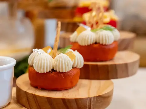 Golden Nectar Afternoon Tea Ginger Mānuka Honey Tartlet