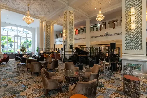 Golden Nectar Afternoon Tea Interior