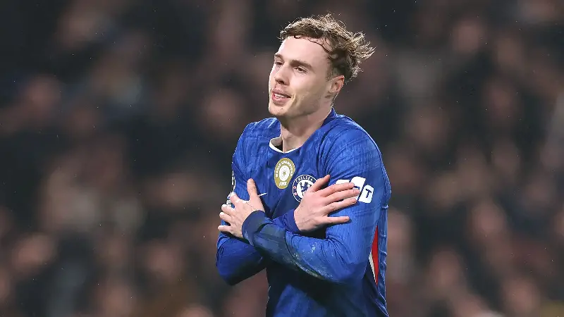 «La gente dice que es millonario».