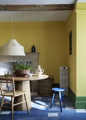 3 Things You Really Need to Know Before Using a Spray Gun to Paint Your Walls (Especially if You Want It to Look Like a Professional Job)