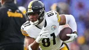 Where does Jonnu Smith fit on Packers’ depth chart? Here’s how his signing impacts the TE room