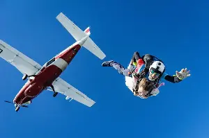 Man tattoos himself while skydiving in wild world record attempt