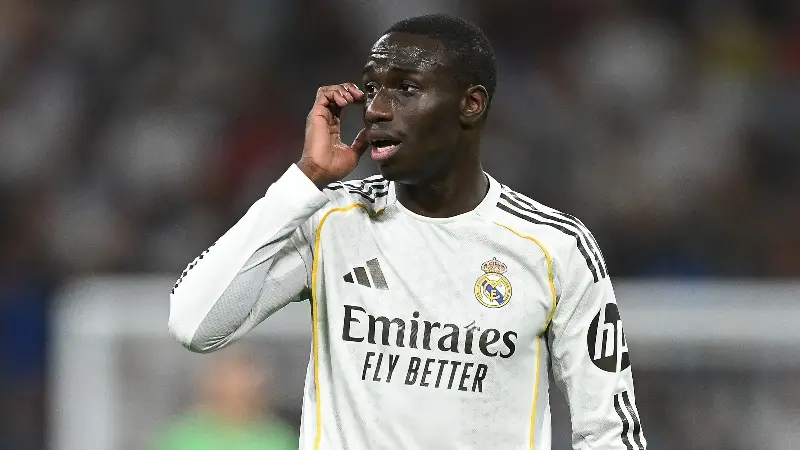 Se descartan los temores sobre la retirada de Ferland Mendy, ya que el Real Madrid conoce el tiempo de baja que tendrá la estrella francesa tras la operación