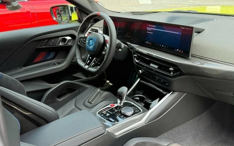 Khoang lái của BMW M2 thế hệ mới được thiết kế theo phong cách đậm chất BMW M.