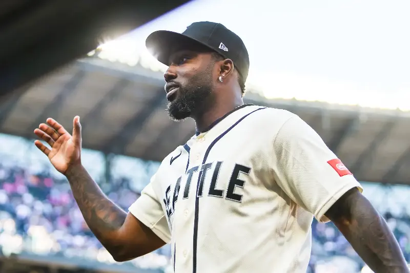 SEATTLE, WASHINGTON - SEPTEMBER 27: Randy Arozarena #56 of the Seattle Mariners leaves the field after he is replaced in the outfield during the seventh inning against the Los Angeles Angels at T-Mobile Park on September 27, 2026 in Seattle, Washington. (Photo by Olivia Vanni/Getty Images)