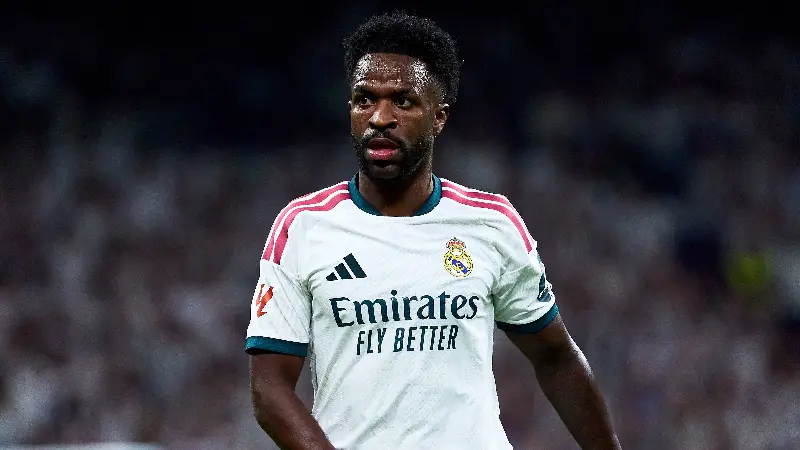 Vinicius, bajo presión: ¿perderá su puesto de titular?