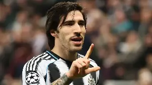 Man Utd make Newcastle star Sandro Tonali their top priority alongside Crystal Palace & Nottingham Forest midfielders