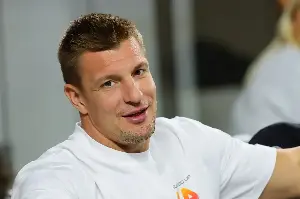 Rob Gronkowski raises doubts about Bears having another 'magical' season