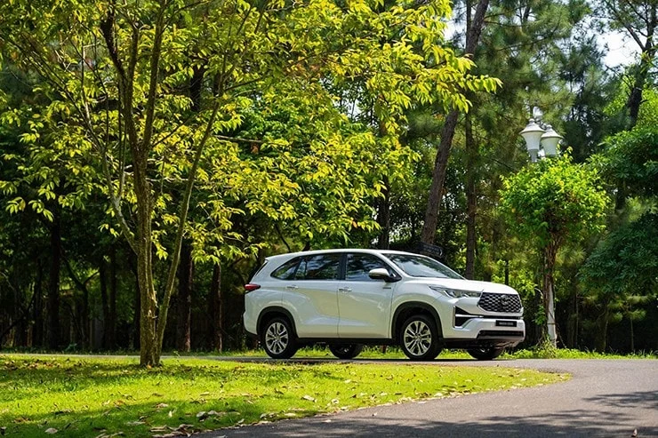 The safety system on the Toyota Innova Cross is highly rated in its segment.