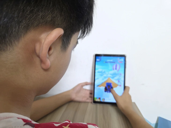 điện thoại - Ảnh 1.