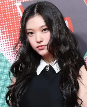 NewJeans’ Haerin Reveals She Continued Practicing During 17-Month Stage Hiatus