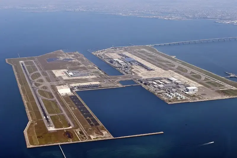 What's on the 12 most unusual airport runways in the world? - Photo 9. Có gì ở 12 đường băng sân bay kỳ lạ nhất thế giới?- Ảnh 9.