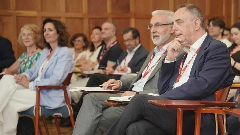 Lentijo (CSN) destaca la seguridad y la innovación como ejes de la gestión futura de los residuos radiactivos