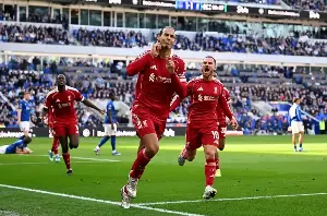Everton 1-2 Liverpool: Virgil Van Dijk the matchwinner with last-minute header