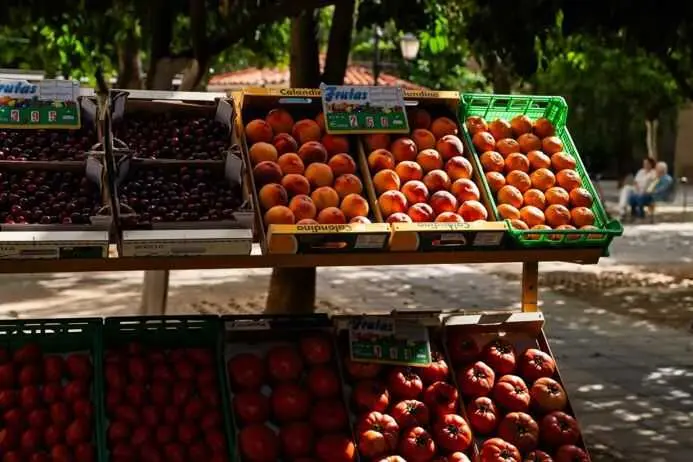Más de 30 establecimientos locales se adhieren al bono comercio del Ayuntamiento de Mairena
