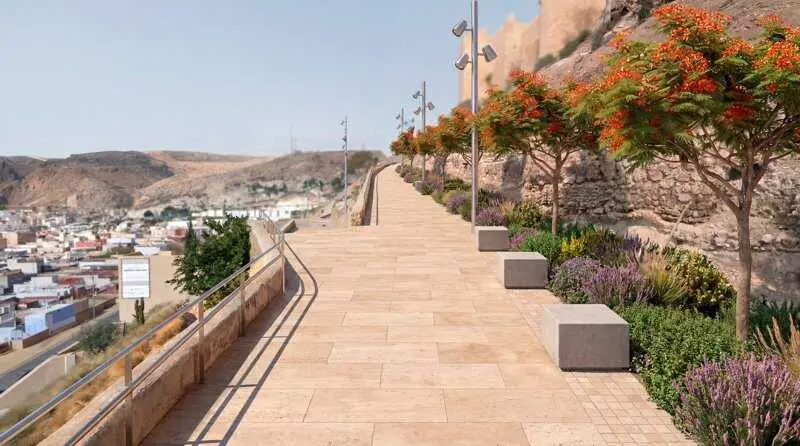 El acceso sur a la Alcazaba será "más seguro, atractivo y accesible" con una inversión de más de 1,1 millones