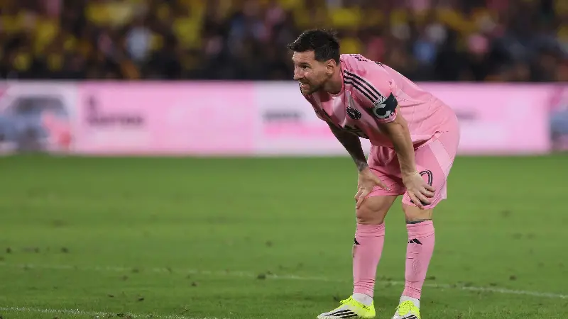 Messi send message to the fans