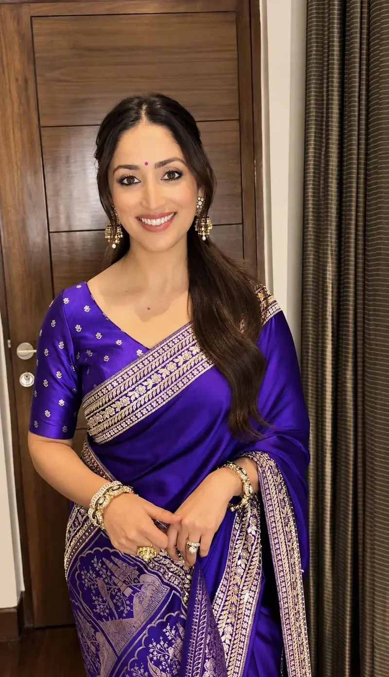Yami Gautam's coordinated purple silk sari