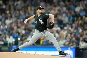 ‘Not good, at all’: Chicago White Sox strike out 20 times, walk 10 batters in 14-2 opening loss in Milwaukee