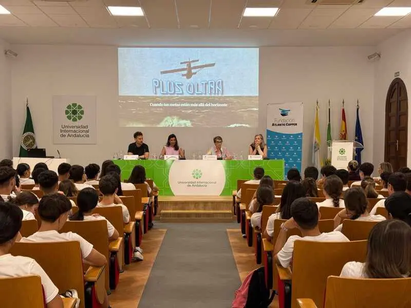 La Cátedra Fundación Atlantic Copper de la UNIA divulga la gesta del 'Plus Ultra'